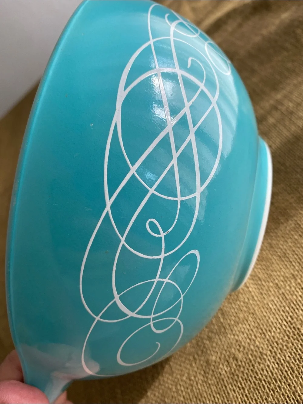 VTG  1959 Pyrex Turquoise Scroll Cinderella bowl, model #443.